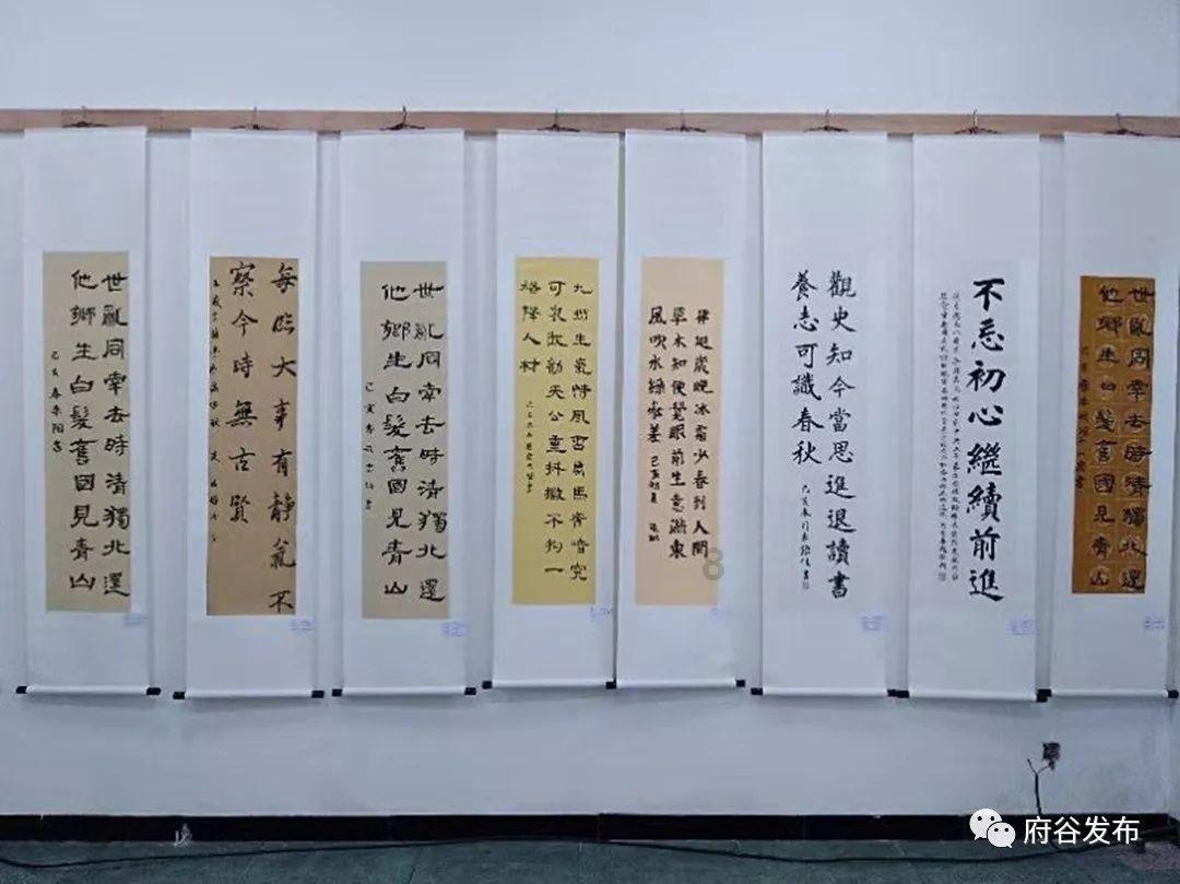 逃离黑白系房屋